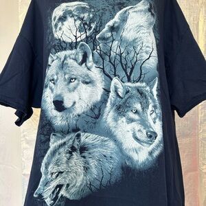 Navy Wolf Graphic Tee with Moon & Wolf Design. Size L.